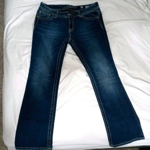 Miss Me Boot Cut 33 Jeans.
